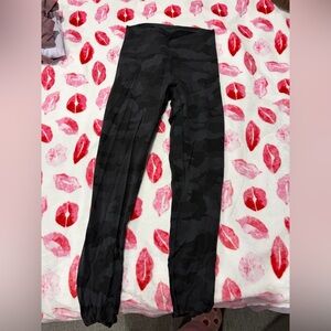 LULULEMON ALIGN BLACK CAMO LEGGINGS